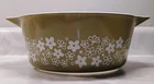 475-B Vintage PYREX Spring Blossom Crazy Daisy casserole dish 2-1/2 quart no lid