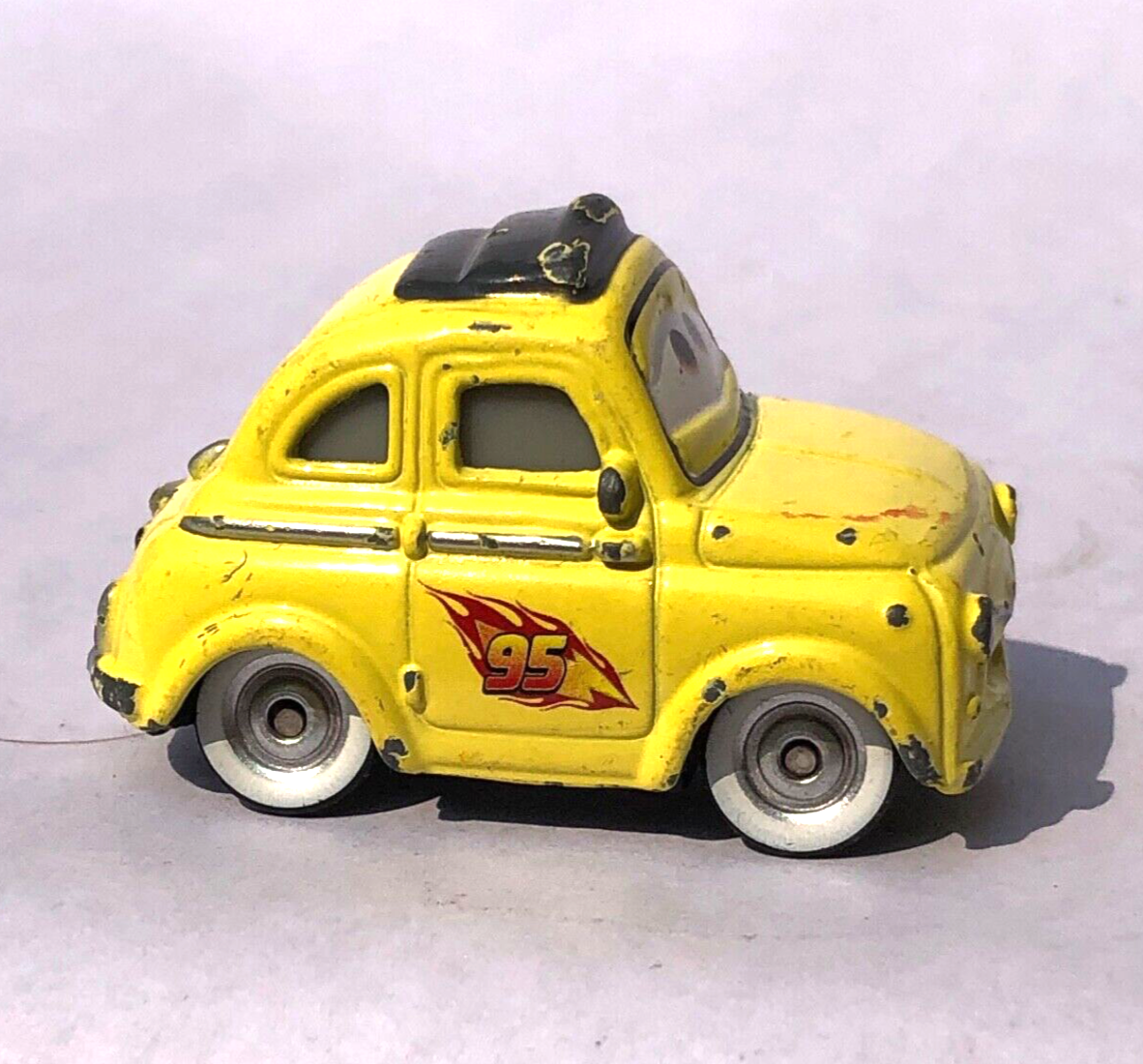 Diseny Pixar Cars C12 Luigi Cars Yellow Standart Type Diecast Cars