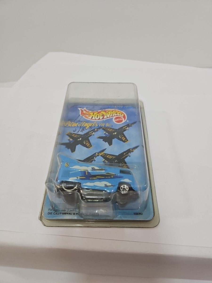 ミニカー Hot Wheels Blue Angels VW DRAG BUS Amazon.com: Hot Wheels Blue Angels VW Bus : Toys & Games