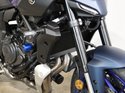 Grille De Protection De RADIATEUR Pour YAMAHA MT 07 2025 | SEPTAR - Photo 1/4