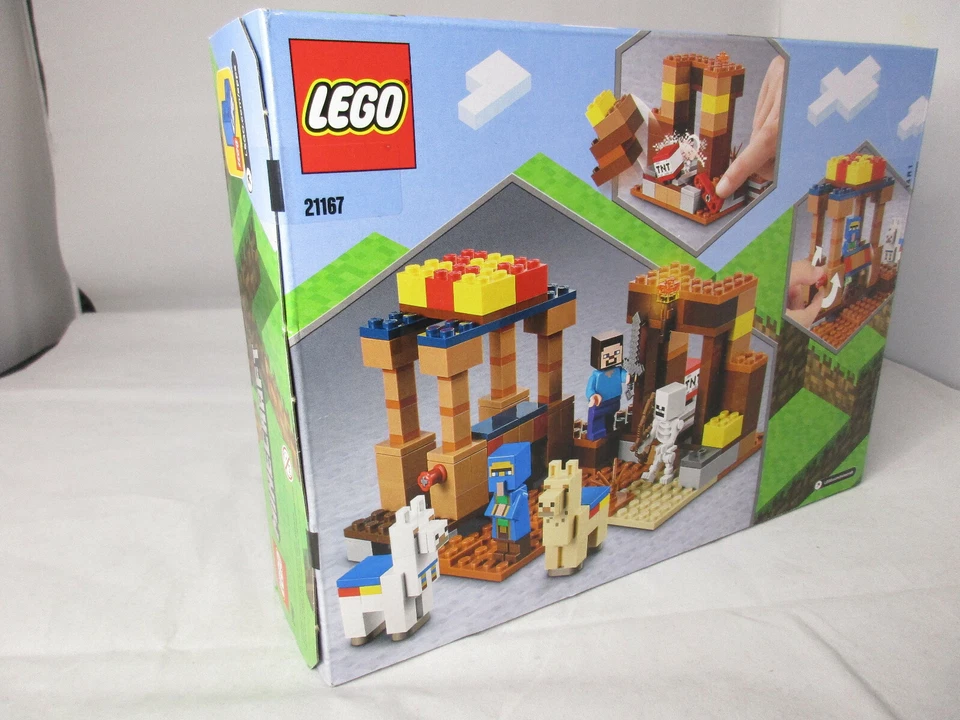 Lego Minecraft 21167 The Trading Post Building Kit (201 Pieces) New in Box - Image 2 of 4