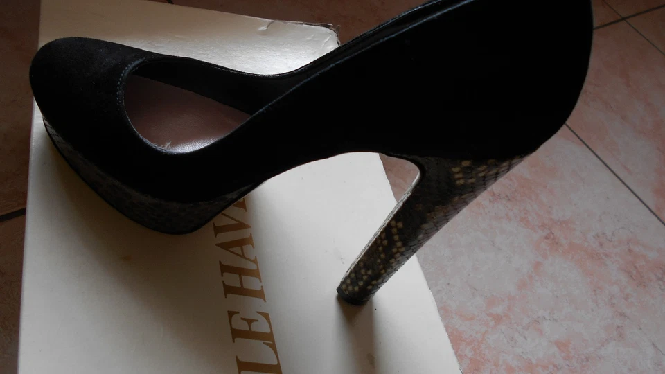 SCARPE DECOLTEE' IN PELLE LE HAVRE PARIS Tg. 38 (NERO e PITONE) - Immagine 3 di 4