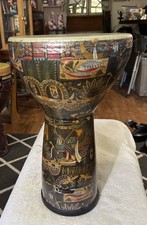 Remo Ägyptische Doumbek Trommel 10” Top & 16” Tall in schönem Zustand