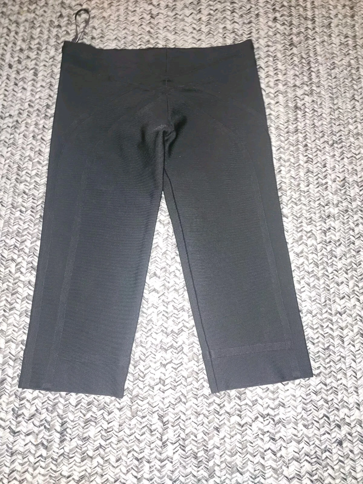 Authentic Herve Leger Leggings Sz Med Black OPAL bandage leggings Capri pants