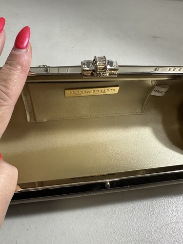 Authentic Vintage Sondra Roberts Hardshell Handbag Gold - Picture 4 of 9