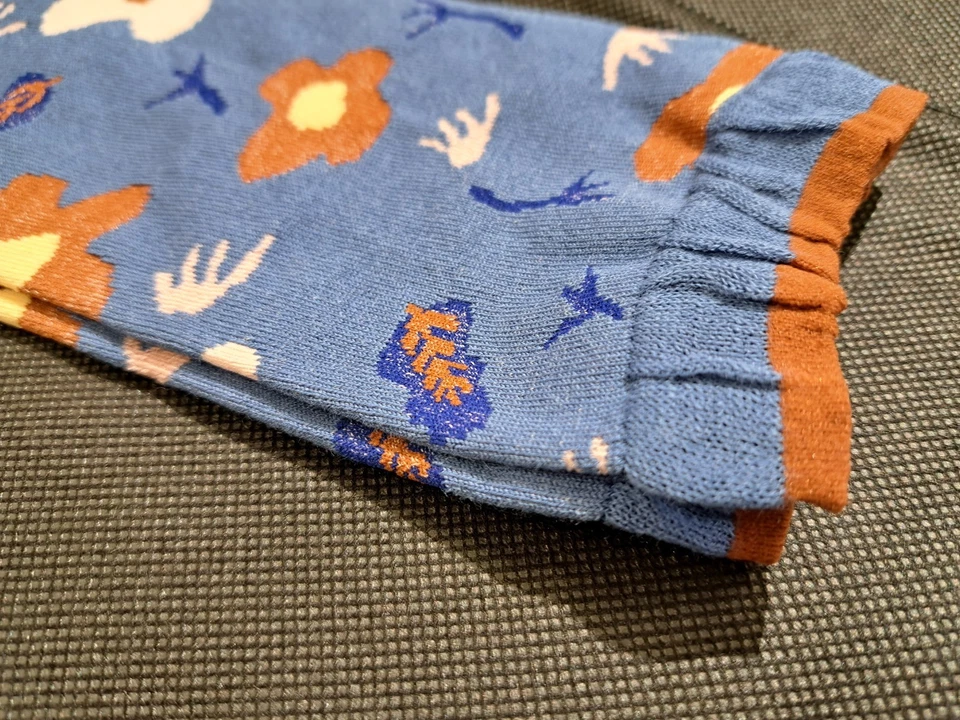 M.&KYOKO Calze al ginocchio floreali ad alto calibro blu scuro Made in... - Immagine 3 di 4