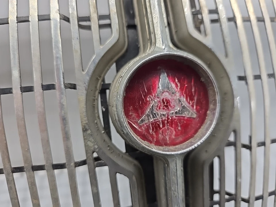 Dodge Coronet 1967 parrilla delantera Foto 4 de 4