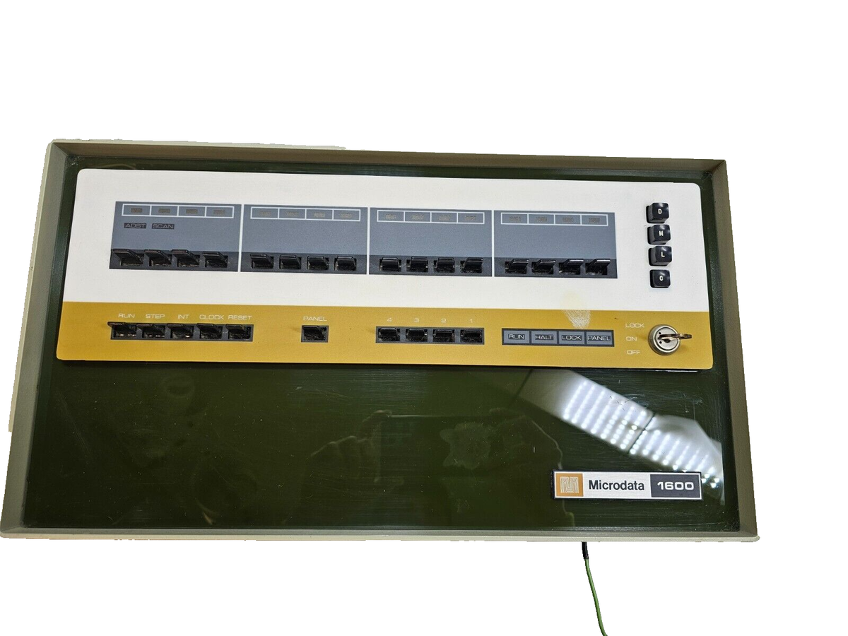 Vintage Microdata 1600 Front Control Panel Console w/ Key