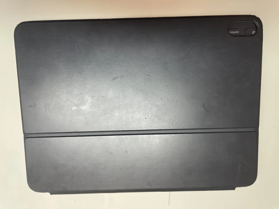 Funda tipo folio con teclado inteligente Apple para iPad Pro de 11 pulgadas | MU8G2LL/A A2038 - Negra Foto 4 de 4