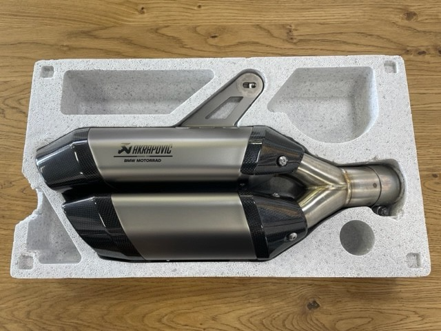 GENUINE BMW MOTORRAD R1300GS R1300GSA KA1 KA2 AKRAPOVIC SPORTS