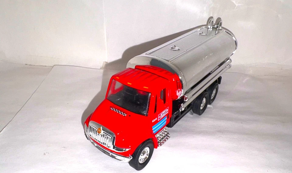 OIL TANKER TRUCK 1/64 diecast w/Pull Back Motor Action - ASSORTED COLORS 5.5" ea - Image 3 of 4