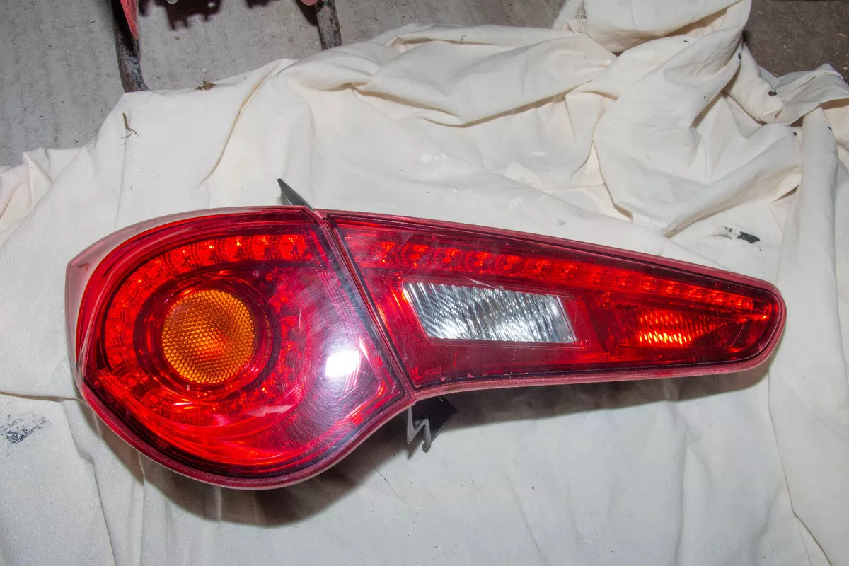 Alfa romeo giulietta rear lights deals