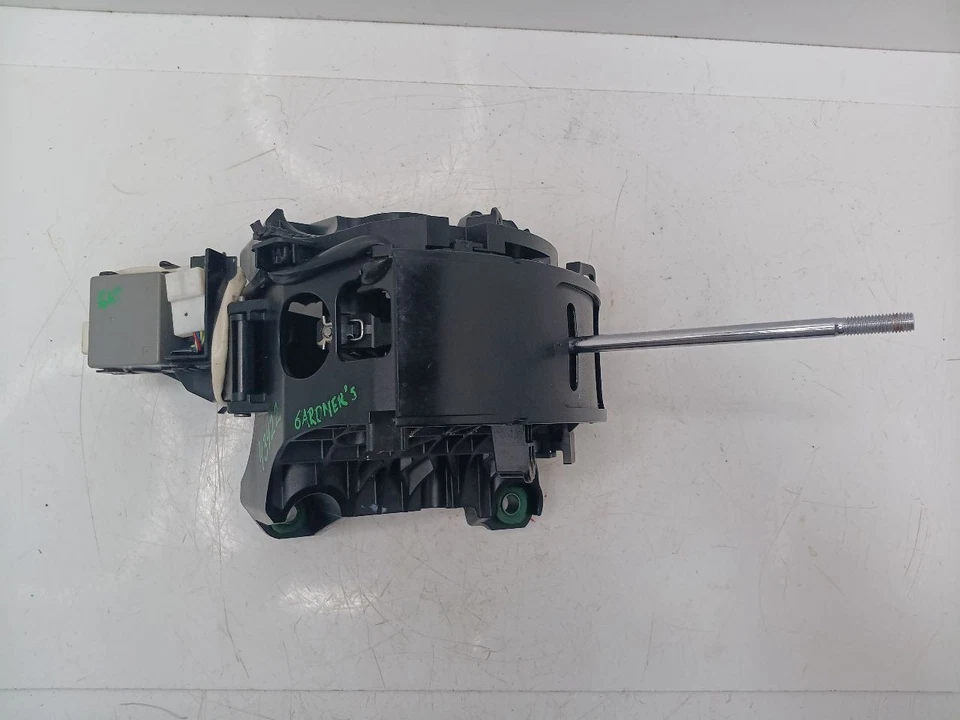 RX350     2012 Transmission Shift Shifter Assy 657268 - Image 3 of 4