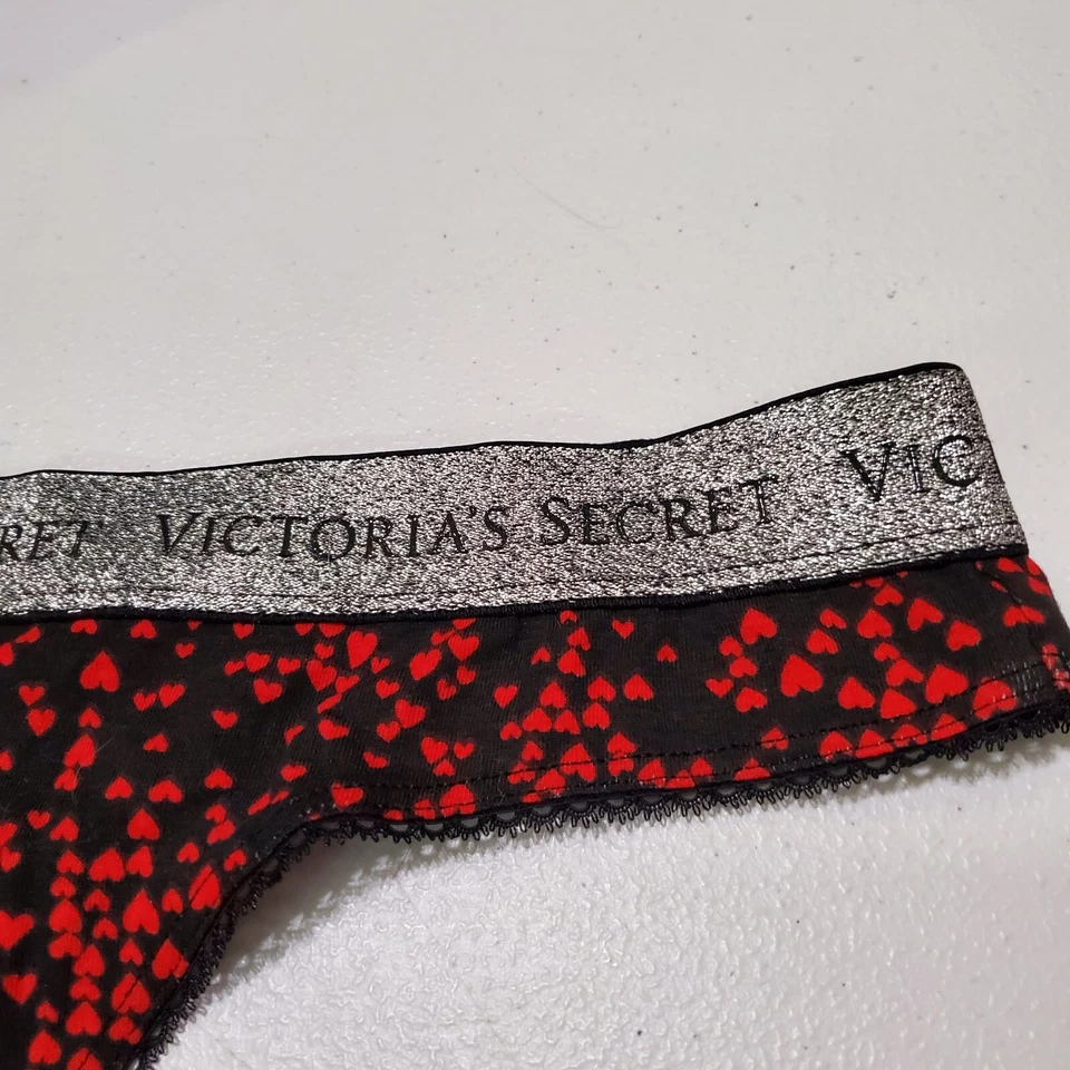 Victoria Secret Women Panties Medium Red Hearts All Over Thong NWT - Image 2 of 4