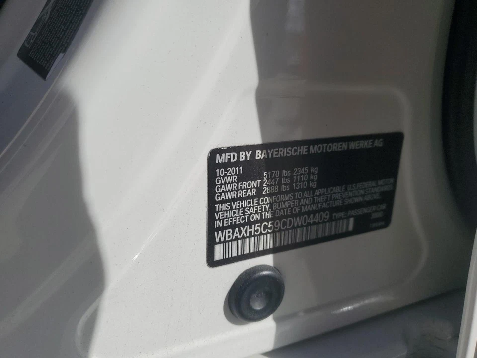 Used Air Cleaner Assembly fits: 2012 Bmw 528I Grade A - Image 4 of 4