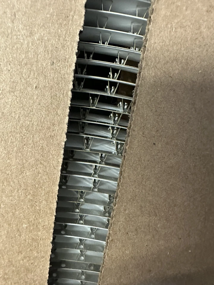 MOLEX 0039000040 MINI FIT TERM CRIMP MALE BS TIN 18-24 5558T About 3500pc REEL - Image 2 of 3