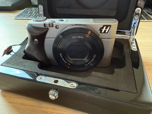 Hasselblad Stellar mahogany with box