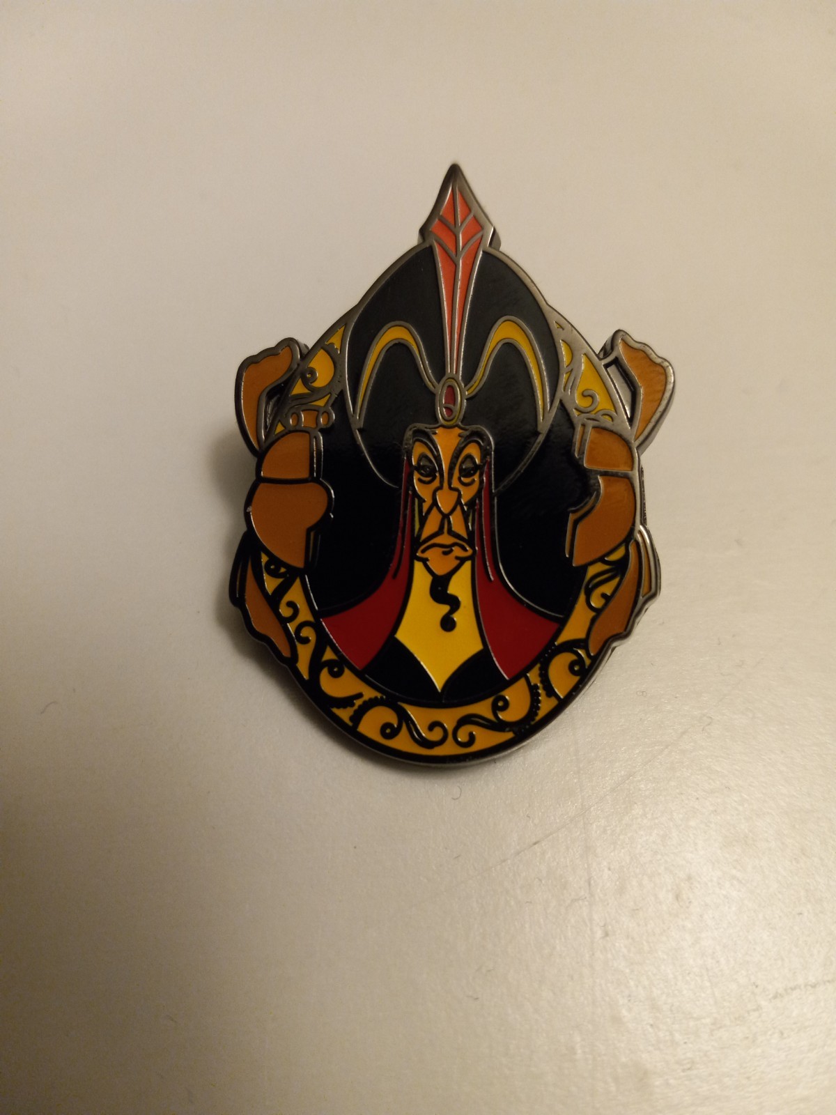 Loungefly Disney Villains Portrait Blind Box Pin - Jafar (Aladdin)