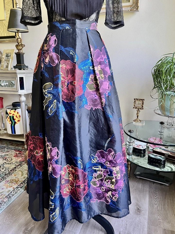 Falda LK Bennett Línea A Midi Completa Forrada con Aplique Seda, Reino Unido 6, 34, EE. UU. 2 XS-S Foto 2 de 4