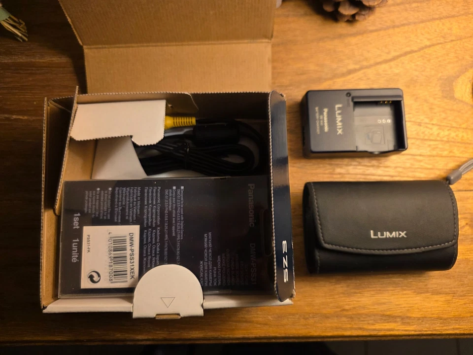 Appareil photo Panasonic-Lumix, photo 3 sur 5