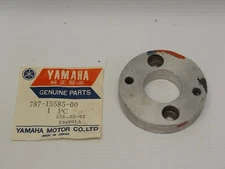 YAMAHA 787-13585-00-00 CARBURETOR MANIFOLD KT100 RC100