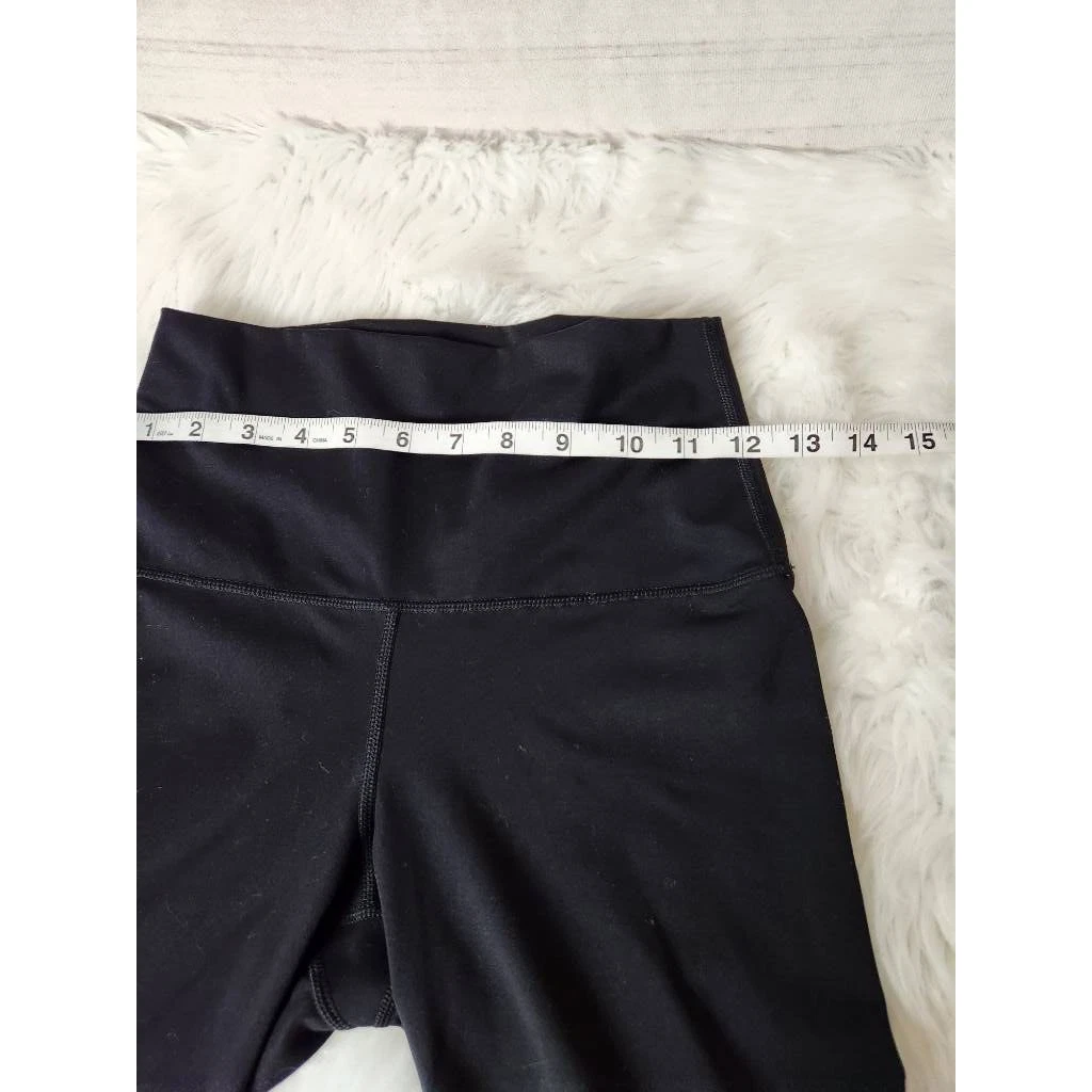 yogalicious capri solid high rise wide waistband cropped leggings