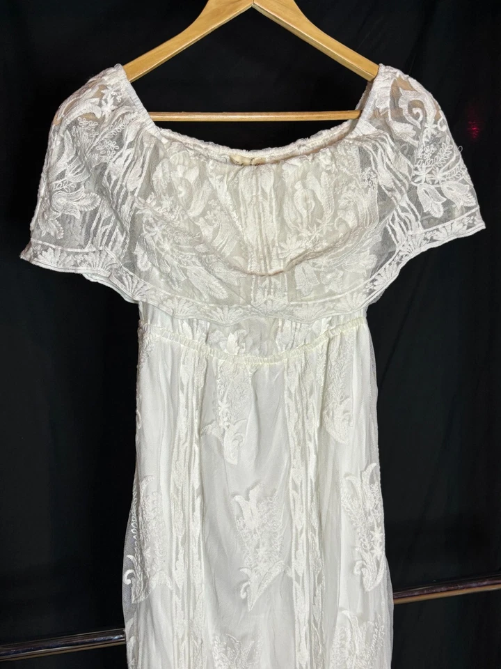 Nuevo con etiquetas Maxi Vestido de Boda Bohemio Southern Fried Chics Blanco Encaje Hombro Descubierto S Foto 3 de 4