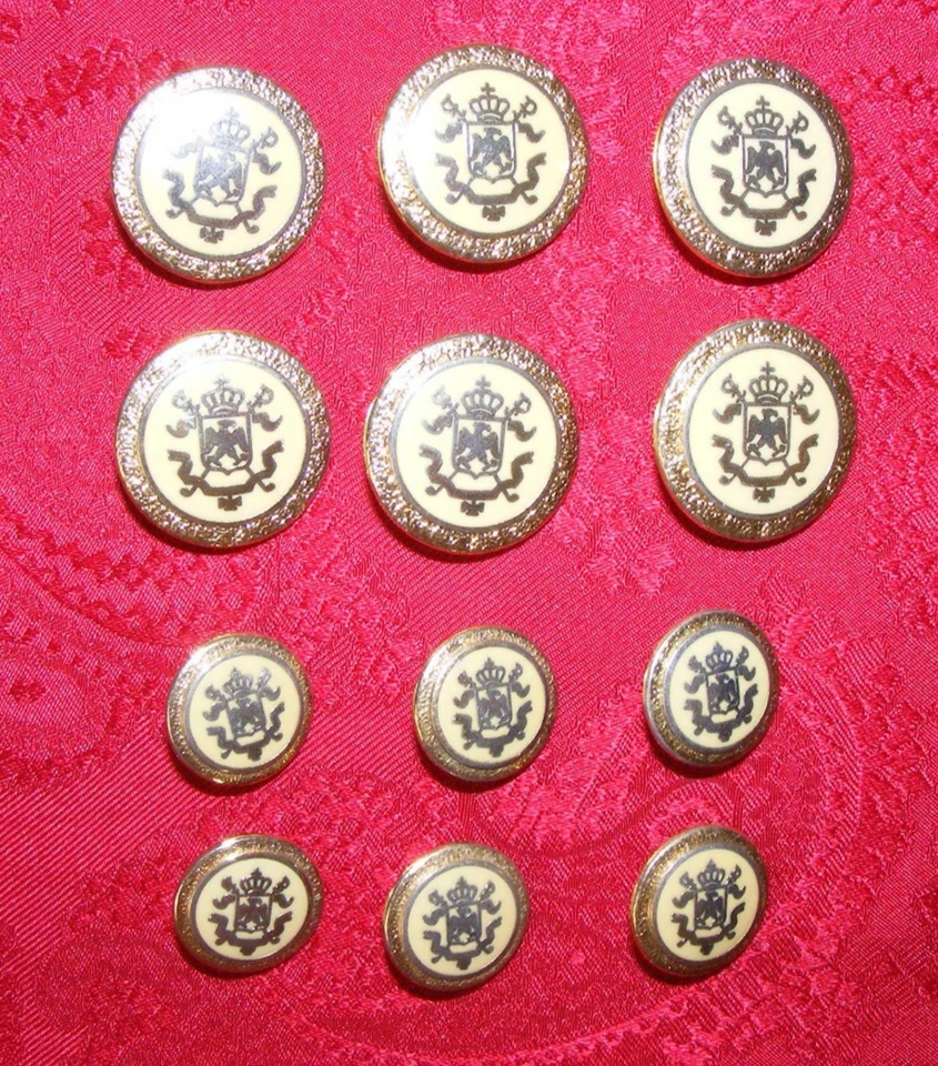 BESPOKE GOLD STYLE DOUBLE BREASTED COAT & ARMS CROWN BLAZER REPLACEMENT FULL SET - Image 3 of 4