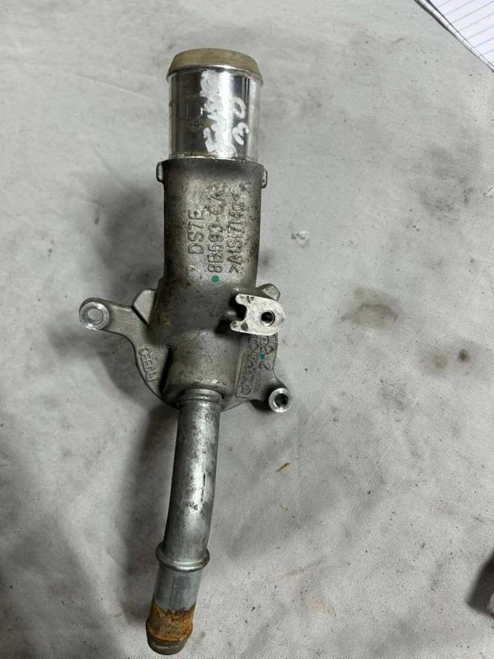 Tubo de entrada de resfriamento Ford Fusion 2014-2019 DS7E-8B593-CA (M115) - Imagem 2 de 3