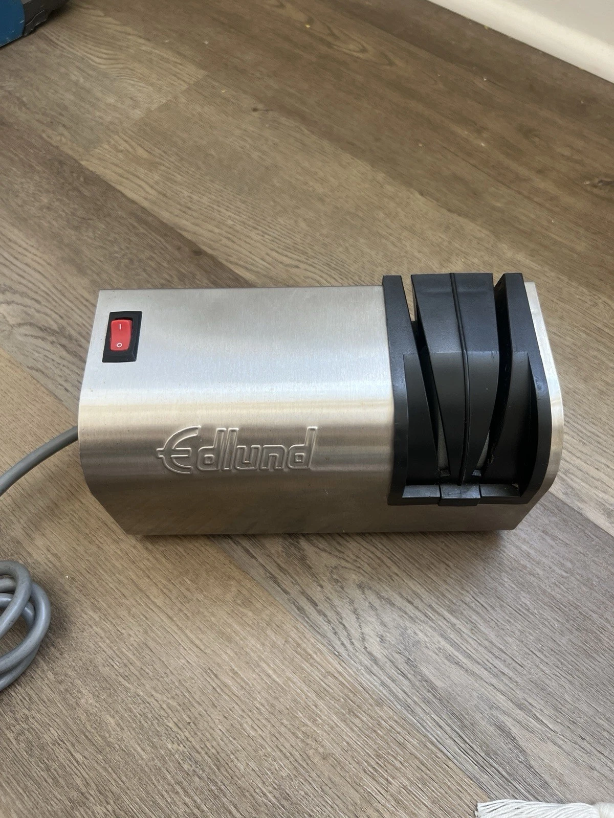 Edlund Model 395 115V Professional Knife Sharpener - Tested