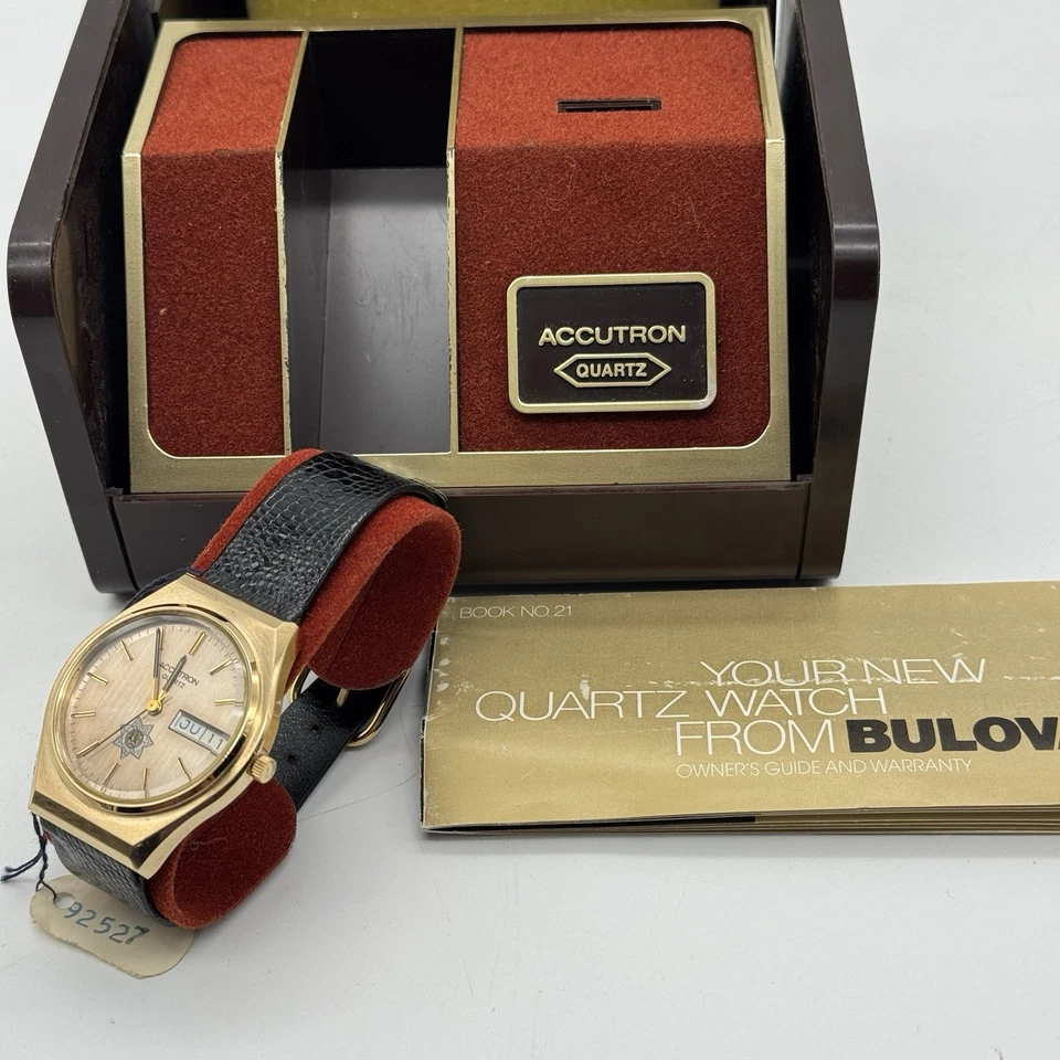 Bulova Accutron Quartz Watch Vintage 80s Fresno Police Service Award With Box - Image 4 of 4