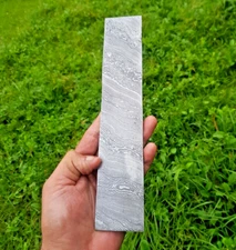 CUSTOM HAND FORGED DAMASCUS STEEL BILLET BAR TWIST PATTERN