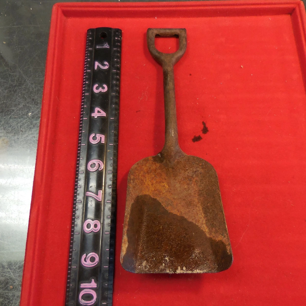 Metal 2024 beach shovel