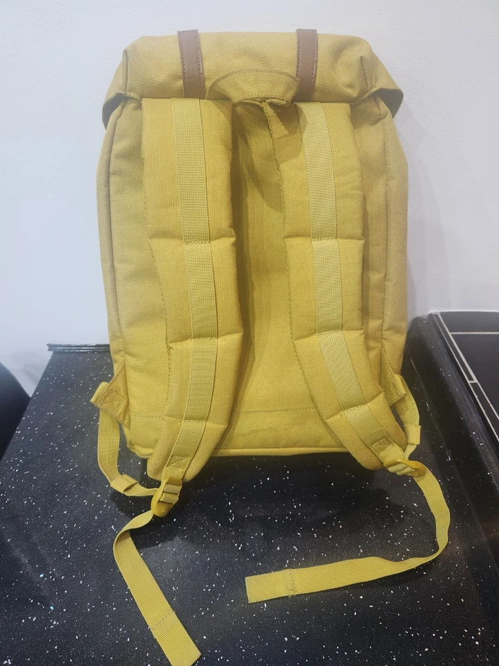 Herschel Supply Co. Retreat Backpack Yellow/Arrowood Laptop Backpack One Size - Image 2 of 4