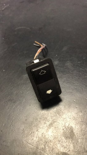 BMW E38 7ER ELEKTRISCHER FENSTERHEBER EINZELSCHALTER 8352148