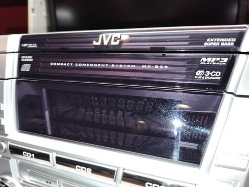 VGC JVC MX-GC5 CA-MXGC5 COMPACT STEREO COMPONENT SYSTEM AUX/USB/AM/FM 460W @ 6Ω - Picture 21 of 24