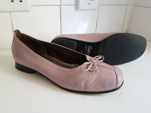 gabor flat pumps