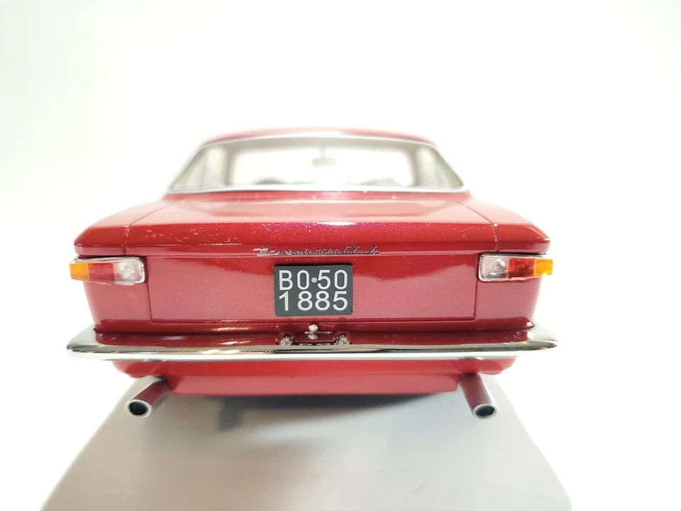 BOS Models 1966 Maserati Sebring Series II 3500 GT 1:18 Resin Car LE 1000 Red - Image 4 of 4