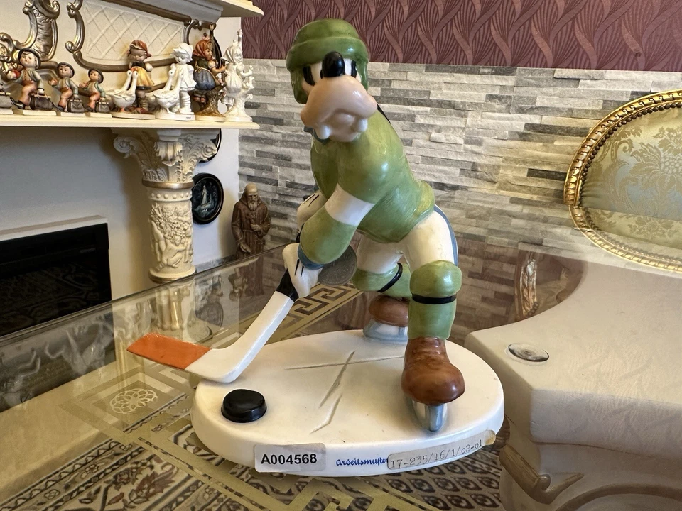 Goebel Disney Sehr Seltene Arbeitsmuster Figur Goofy Hockeyspieler aus Archiv - Bild 2 von 4