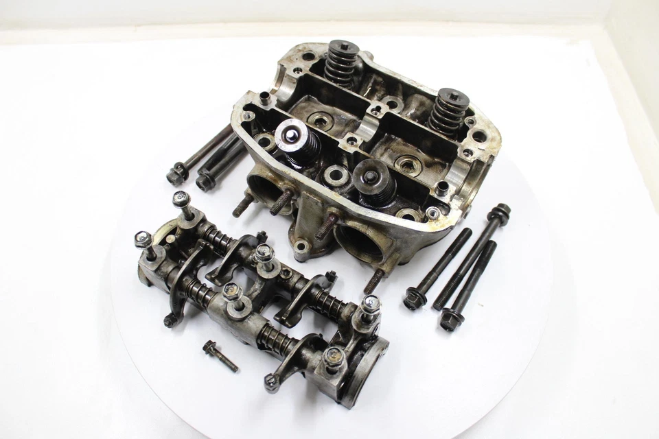 79 HONDA GOLDWING 1000 GL1000 OEM MOTOR EXTREMO SUPERIOR DERECHO CULATA Foto 2 de 4
