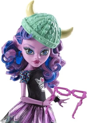 Mattel Monster High CJC62 (EU) Kjersti Trollson Schüler-Graustausch OVP NEU - Bild 1 von 4