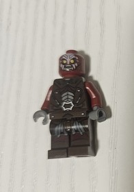 Uruk-Hai X4 Helmet Armor minifigure LEGO The Lord of the Rings 9471 9474 30211