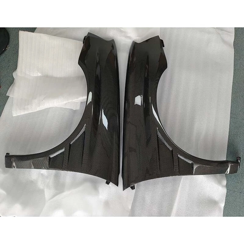 Guardabarros delanteros de fibra de carbono REALES para Subaru Impreza WRX STI sedán 2004-2005 Foto 3 de 4