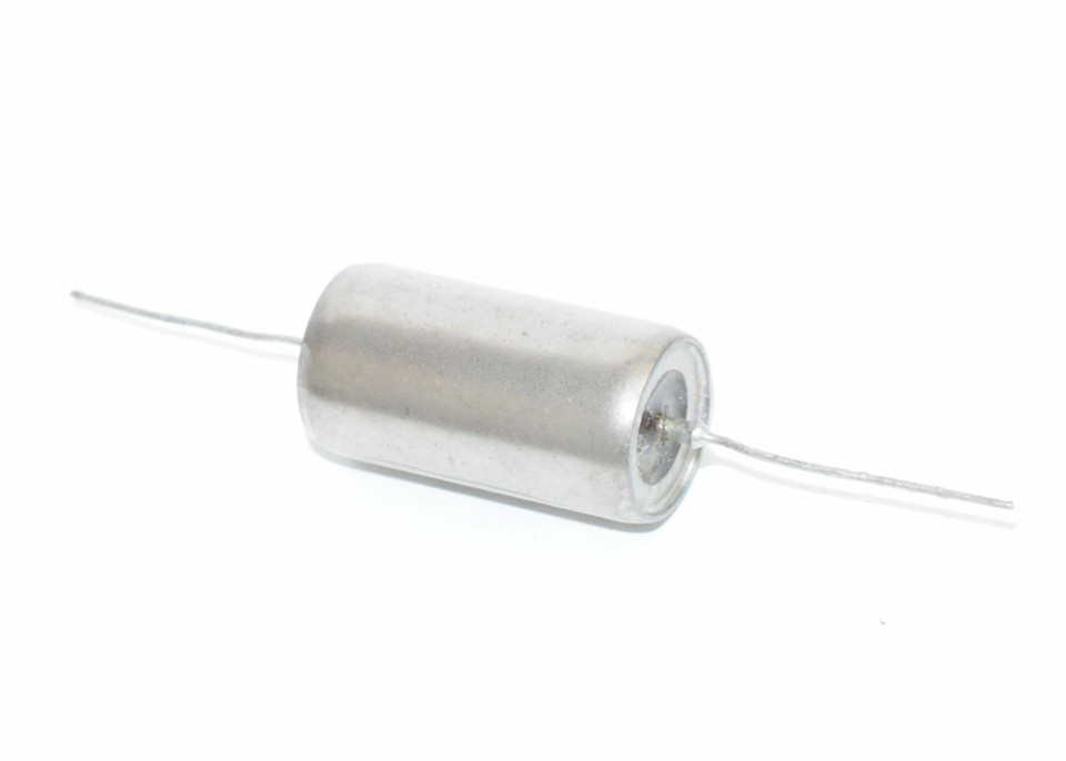 200V 0.22uf Paper in oil PIO K40Y-9 capacitors. 2 pcs 200V 0.22uf Paper in oil PIO K40Y-9 capacitors. 2 pcs