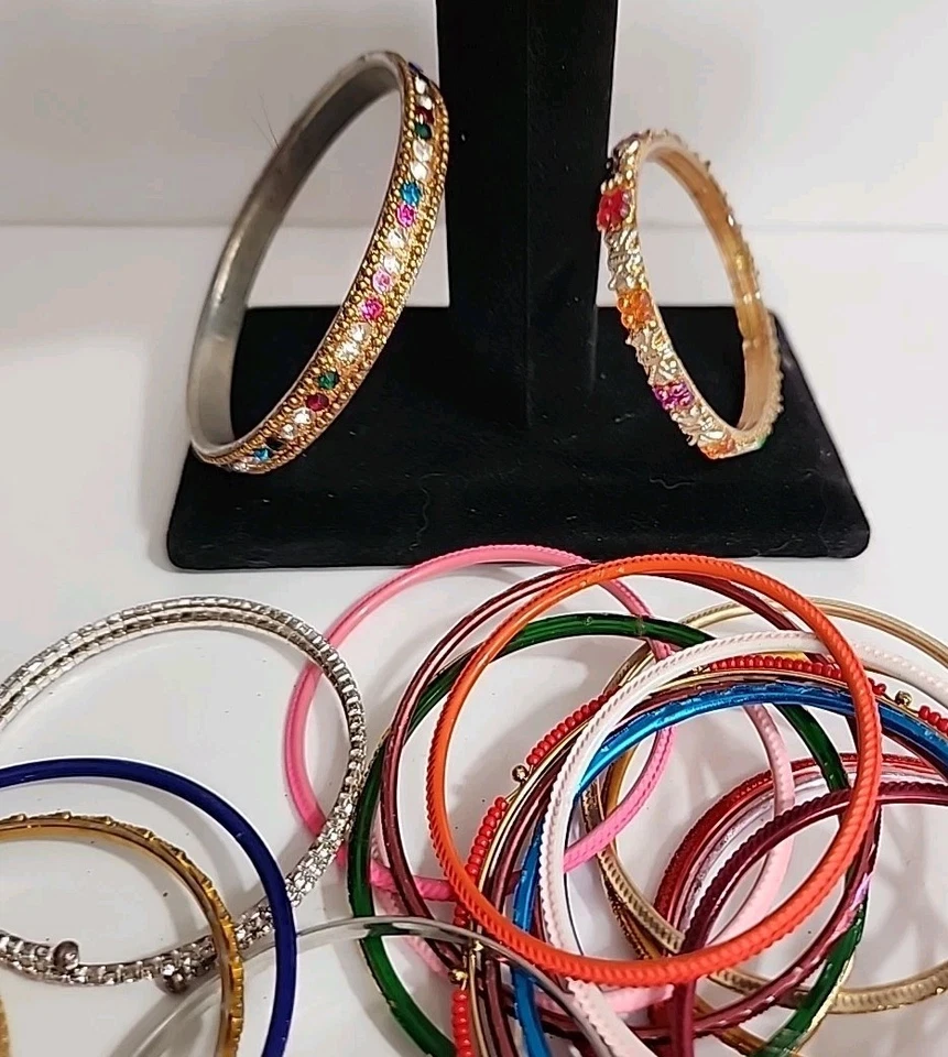 Lot of 135 Colorful Bangle Bracelets Ethnic Assorted Sizes Styles Materials 893 - Image 2 of 4
