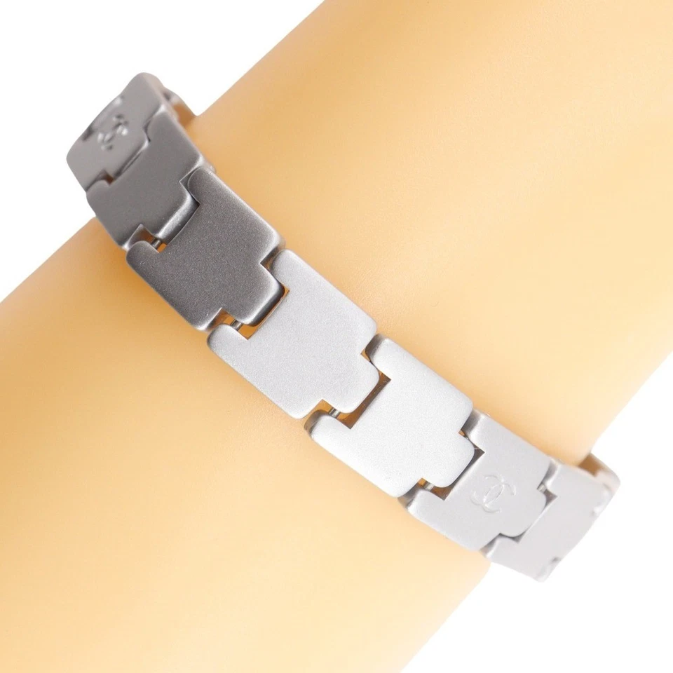 CHANEL COCO Mark Bracelet 99P Silver metallic 23.5g Women - Image 3 of 4