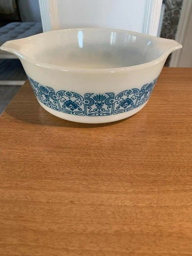 Vintage Pyrex Horizon Casserole Dish - 7.5'' long