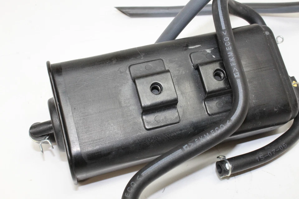 2015-2016 Yamaha Fj09 Evap Vapor  Charcoal Emission Canister OEM - Image 2 of 4