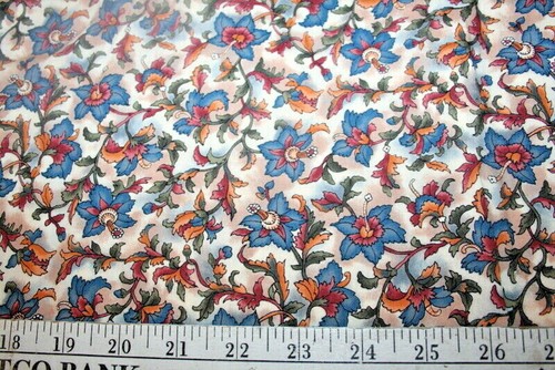 FOLKSY FLOWERS IN BLUE AND TAN FROM HOLLYTEX - 100% COTTON FABRIC - Picture 3 of 3