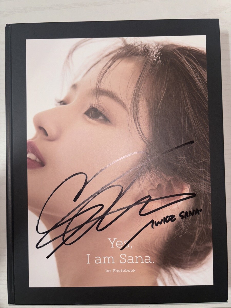 Yes, I am Sana フォトブック 特典付き Twice Sana's photo book Yes, I am Sana White ver. & Black